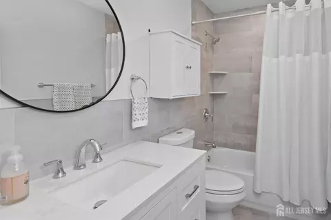 Bath - 274 Convent Rd #B, Monroe, NJ 08831 photo 2 of 2