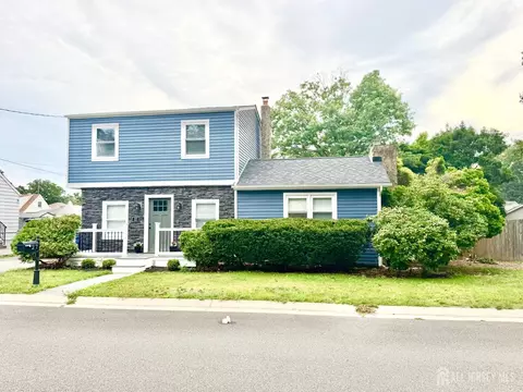 27 Brookside Rd, Spotswood, NJ 08884