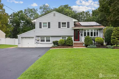 55 Brunswick Ave, Spotswood, NJ 08884