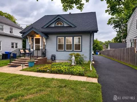 Exterior - 133 Stout Ave, Middlesex, NJ 08846 photo 2 of 4