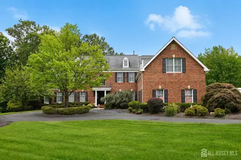 17 Spring Lake Dr, Far Hills, NJ 07931