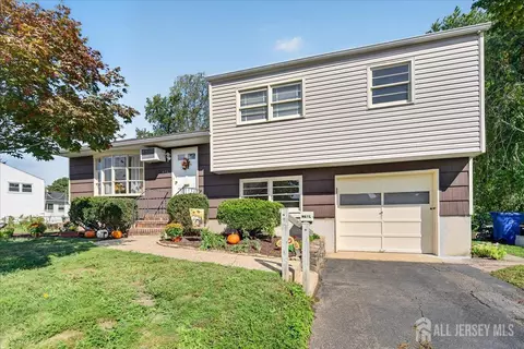 275 Madie Ave, Spotswood, NJ 08884