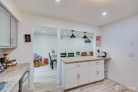 Entry Way - 1602 Deerfield Dr, Edison, NJ 08820 photo 3 of 5