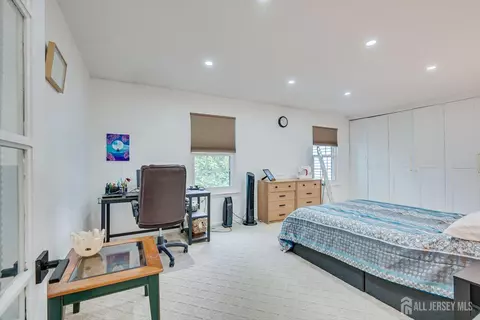 Bedroom - 1602 Deerfield Dr, Edison, NJ 08820 photo 4 of 4