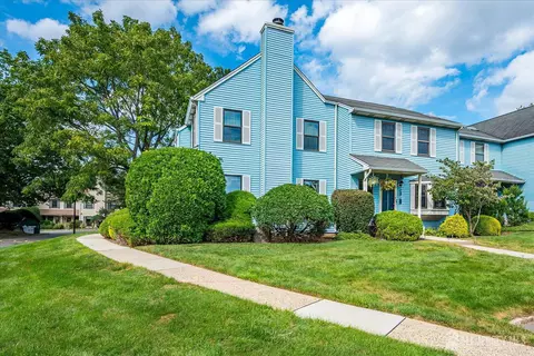 Exterior - 1602 Deerfield Dr, Edison, NJ 08820 photo 7 of 7