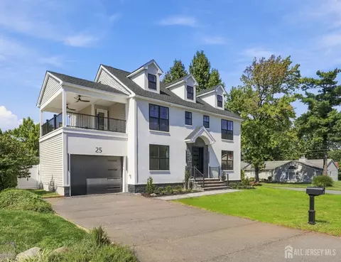 Exterior - 25 Lamar Ave, Edison, NJ 08820 photo 2 of 6