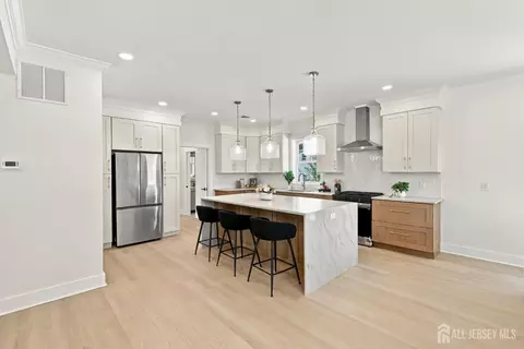 Kitchen - 25 Lamar Ave, Edison, NJ 08820 photo 2 of 4