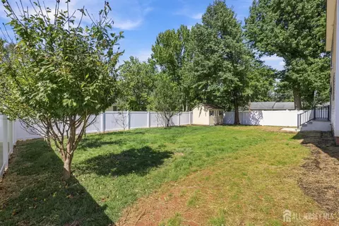 Exterior - 25 Lamar Ave, Edison, NJ 08820 photo 5 of 6