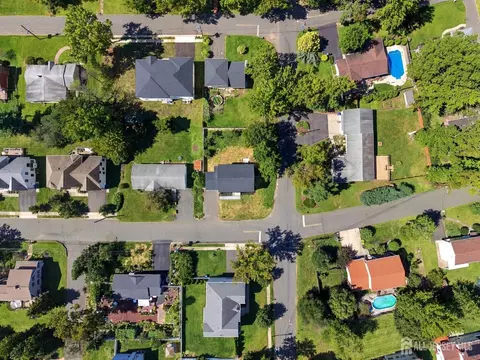 View/Area - 25 Lamar Ave, Edison, NJ 08820 photo 3 of 4