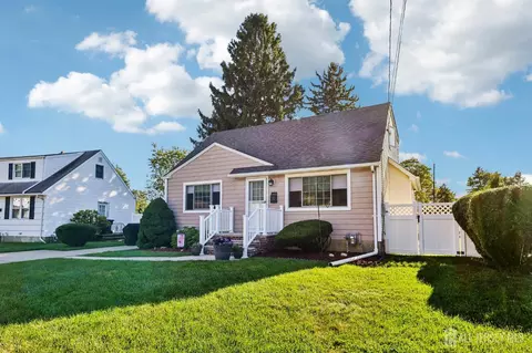 13 Highview Rd, East Brunswick, NJ 08816