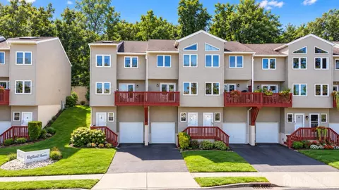 255 Shore Dr #10, Highlands, NJ 07732