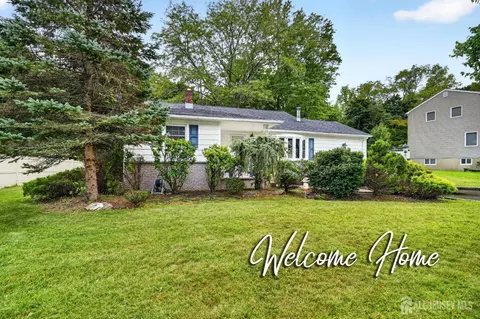 38 Sherwood Ave, East Brunswick, NJ 08816