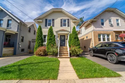 555 E Maple Ave E, Woodbridge, NJ 07095