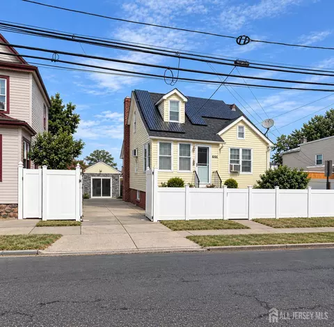 446 Bruck Ave, Perth Amboy, NJ 08861