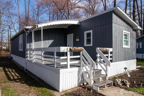 21 Keats Rd, North Brunswick, NJ 08902