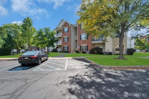 511 Coppolla Dr, South Plainfield, NJ 07080