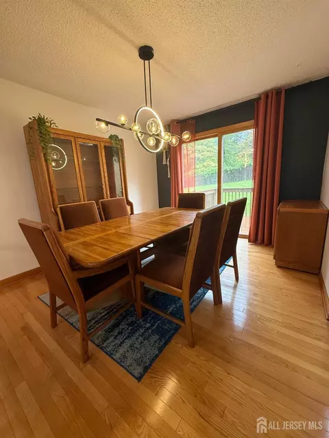 Dining - 8 Teaberry Dr, Edison, NJ 08820 photo 2 of 2