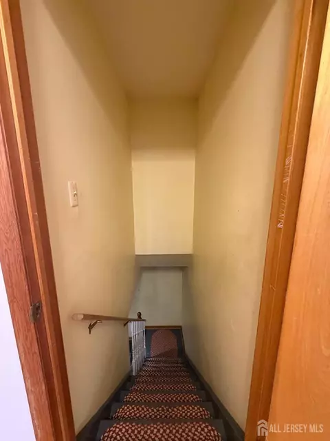 Entry Way - 8 Teaberry Dr, Edison, NJ 08820 photo 3 of 5