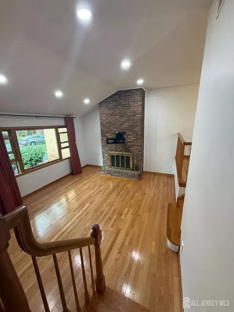 Living - 8 Teaberry Dr, Edison, NJ 08820 photo 1 of 2