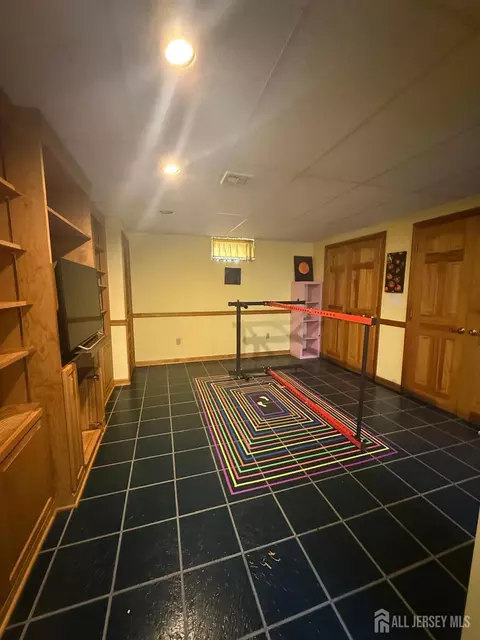 Other - 8 Teaberry Dr, Edison, NJ 08820 photo 3 of 3
