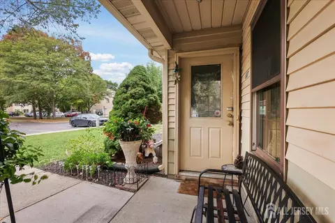 Exterior - 607 Bluebell Dr, Jackson, NJ 08527 photo 3 of 9