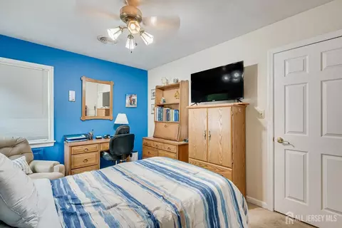 Bedroom - 669 Old Post Rd, Edison, NJ 08817 photo 5 of 7