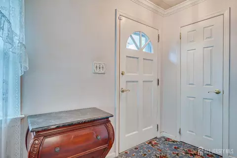 Entry Way - 669 Old Post Rd, Edison, NJ 08817 photo 1 of 1