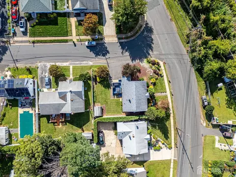 View/Area - 669 Old Post Rd, Edison, NJ 08817 photo 8 of 11