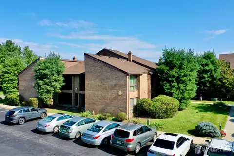 280 Willowbrook Dr, North Brunswick, NJ 08902