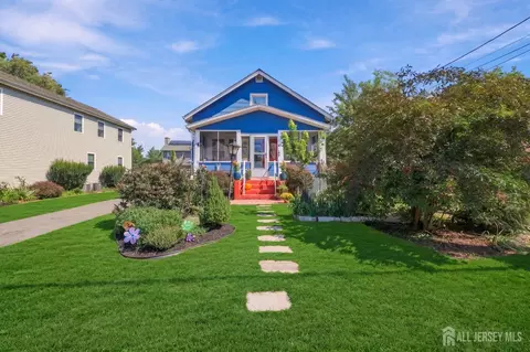 41 Sherman Ave, Piscataway, NJ 08854