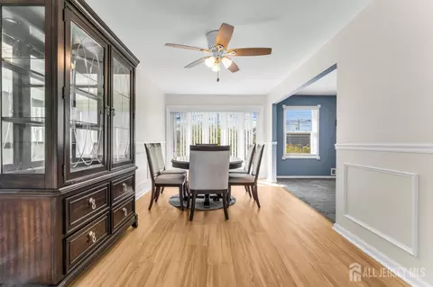 Dining - 6 Middlesex Rd, Matawan, NJ 07747 photo 3 of 3