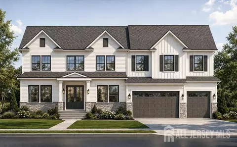 8 Winthrop Ct, East Brunswick, NJ 08816