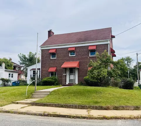 7 Winkler Rd, Sayreville, NJ 08872