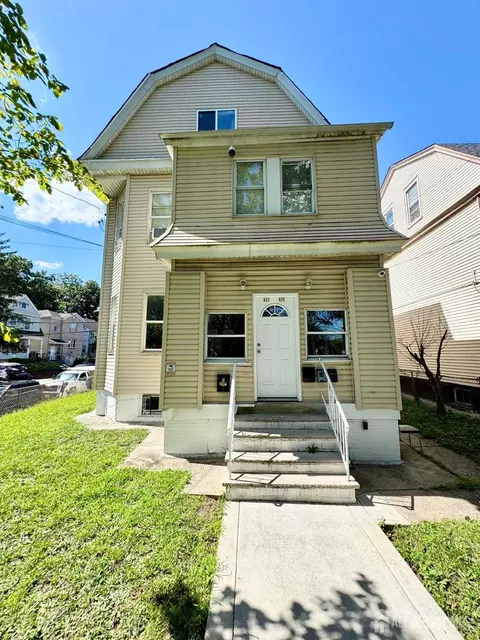 623-625 Sandford Ave, Newark, NJ 07106