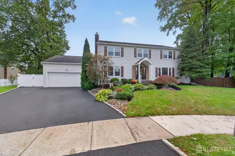 416 Vail Ct, South Plainfield, NJ 07080
