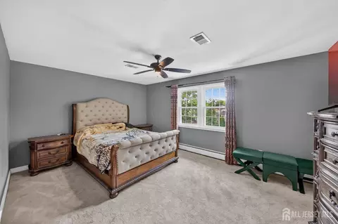 Bedroom - 9 Nightingale St, Edison, NJ 08820 photo 5 of 8