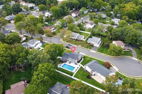 View/Area - 9 Nightingale St, Edison, NJ 08820 photo 5 of 6