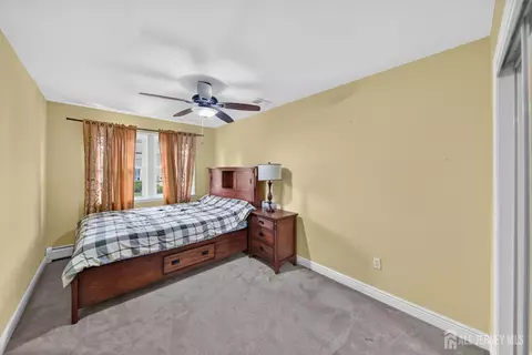 Bedroom - 9 Nightingale St, Edison, NJ 08820 photo 3 of 8