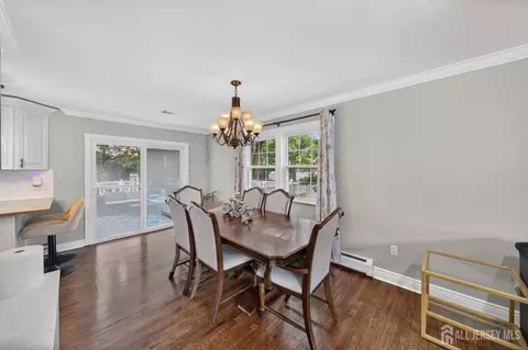 Dining - 9 Nightingale St, Edison, NJ 08820 photo 1 of 2