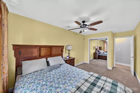 Bedroom - 9 Nightingale St, Edison, NJ 08820 photo 4 of 8