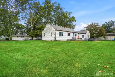 Exterior - 314 2nd St, Middlesex, NJ 08846 photo 4 of 4