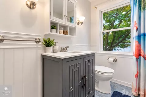 Bath - 314 2nd St, Middlesex, NJ 08846 photo 1 of 2