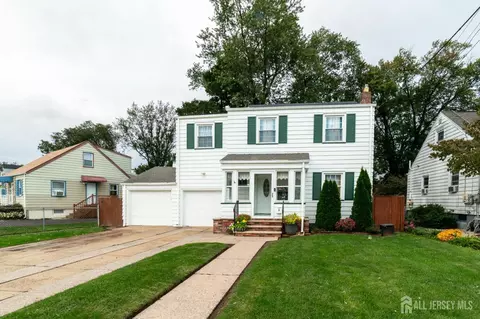 9 Mcauliffe Dr, North Brunswick, NJ 08902