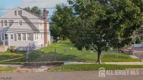 272 Beechwood Ave, Union, NJ 07083