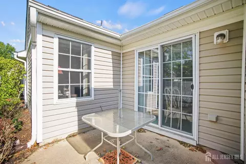 232 N Pondview Blvd, Monroe, NJ 08831