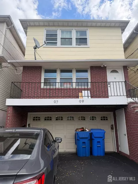 97-99 Glenn Dr, Keasbey, NJ 08832