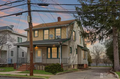 213 S Main St, Milltown, NJ 08850