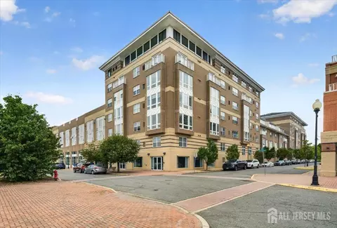 358 Rector St #315, Perth Amboy, NJ 08861