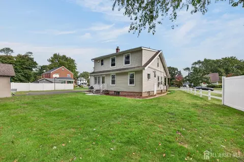 Exterior - 325 Dorn Ave, Middlesex, NJ 08846 photo 7 of 13