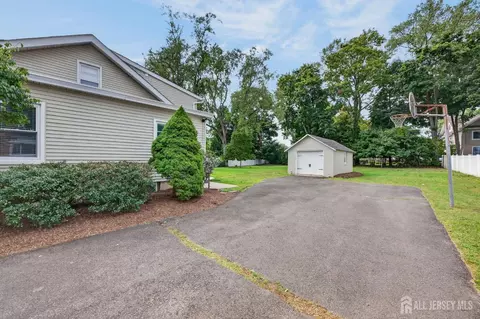 Exterior - 325 Dorn Ave, Middlesex, NJ 08846 photo 11 of 13